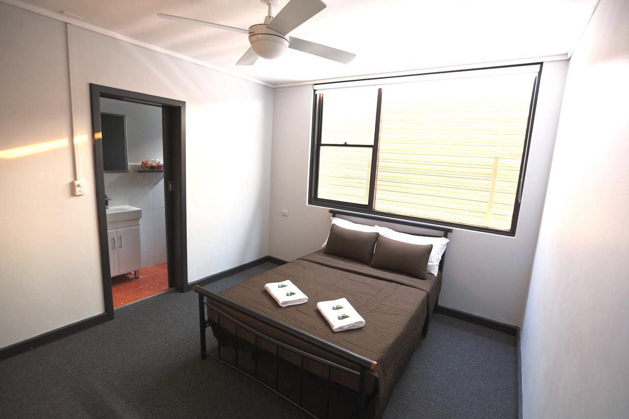 Panania Hotel Sydney ภายนอก รูปภาพ